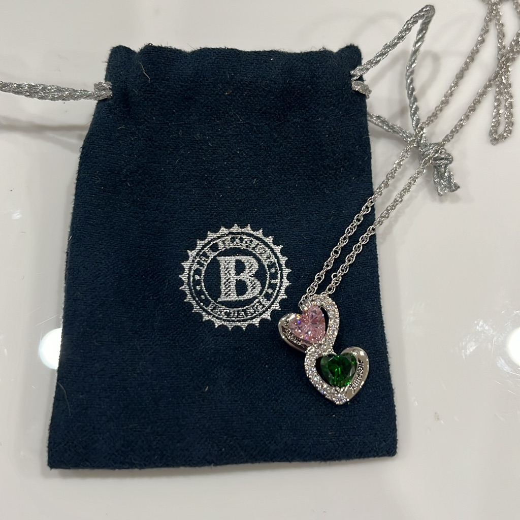 The Bradford Exchange Twin Heart PinkGreen Stones Brand New 30$
